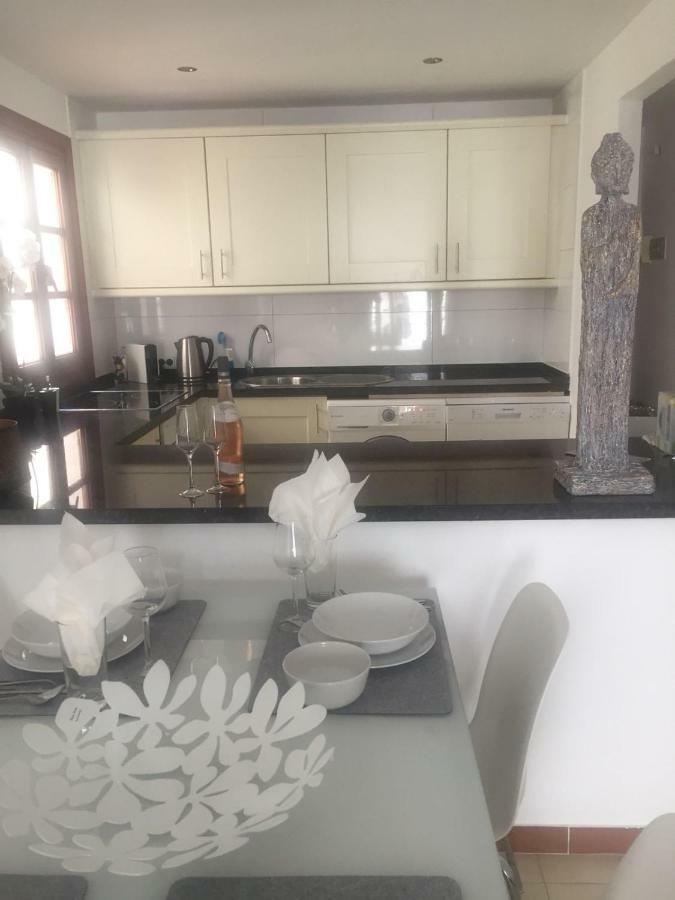 Poseidons Pearl Duquesa Apartment มานิลบา ภายนอก รูปภาพ